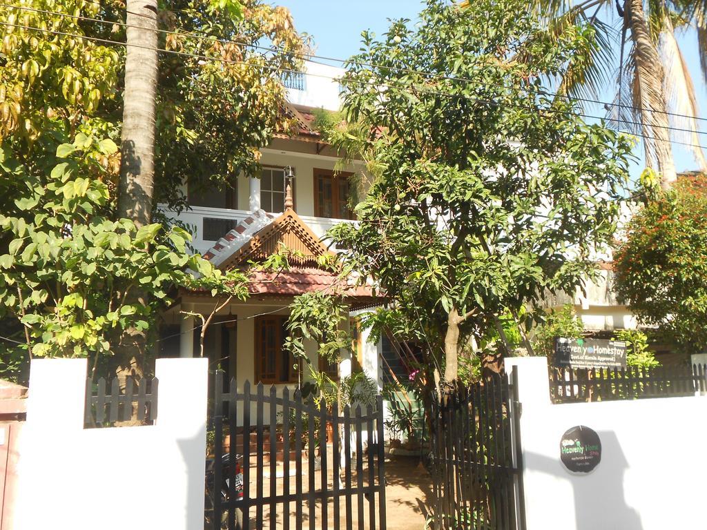 Heavenly Homestay Kochi ภายนอก รูปภาพ