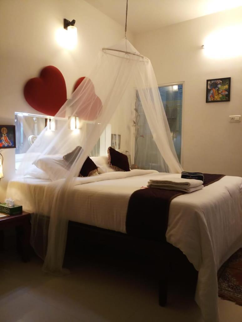Heavenly Homestay Kochi ภายนอก รูปภาพ
